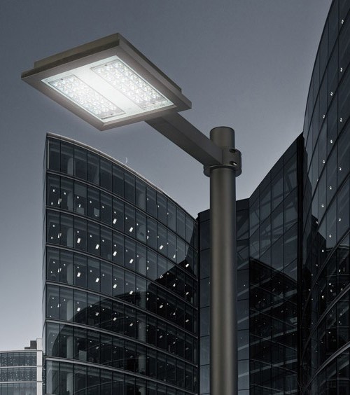 ILO LED gadelampe med LED IP66 Klasse II fra AEC