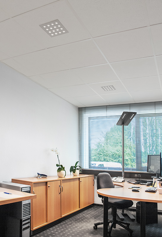 High Power LED downlight med lav indbygningsdybde dynamisk belysning Square 4x4 LP50 fra Projektleuchten DELUX DENMAK