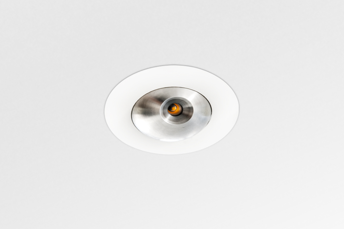 Intelligent lysstyring dynamisk belysning døgnrytme lampe High Power LED downlight LFO SPOT fra Projektleuchten DELUX DENMARK