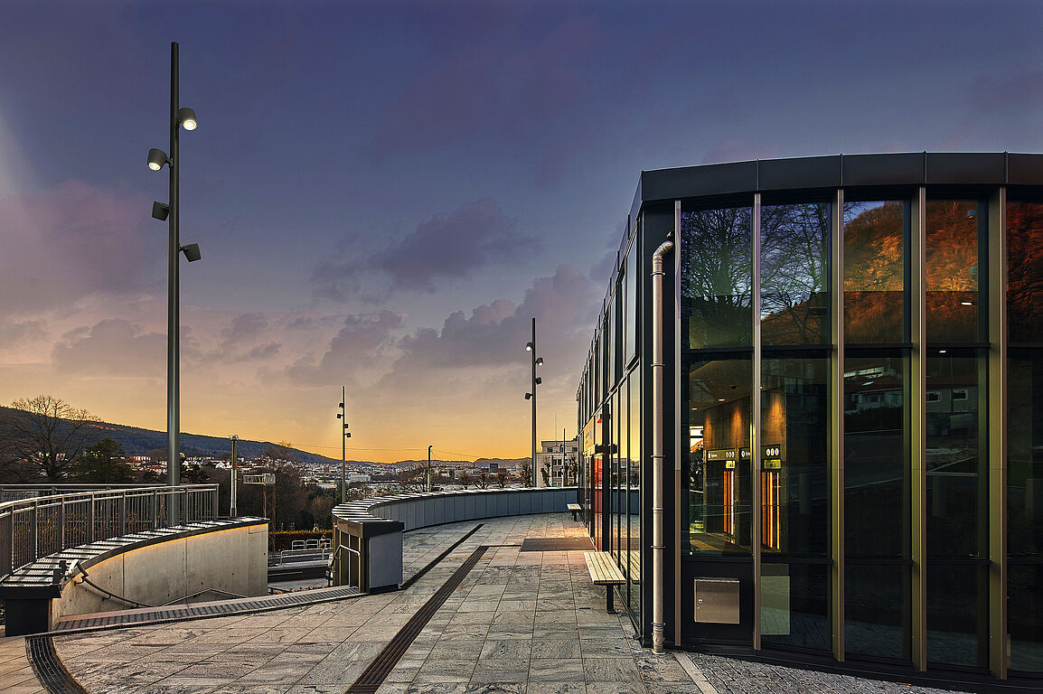 Monospot LED projektører til urban lighting ved moderne arkitektur og offentlige byrum